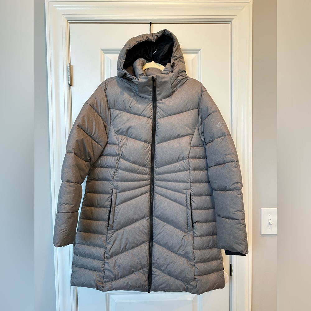 Boulder Gear Grey Puffer Coat SIZE X-LARGE